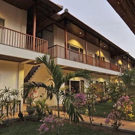 Aquarius Beach Hotel