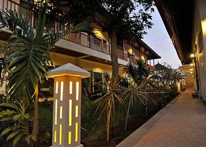 Aquarius 3* Sanur (Bali)