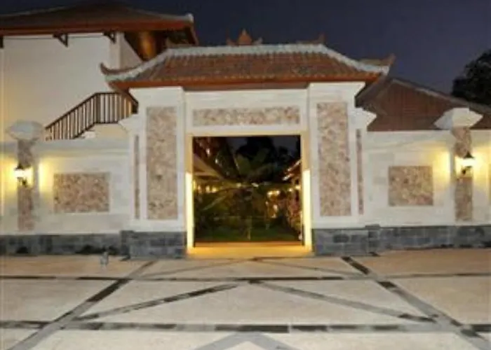 Aquarius Hotel 3*