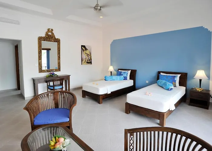Aquarius Hotel 3*