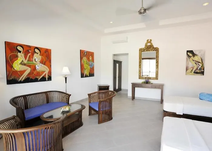Aquarius Hotel 3*